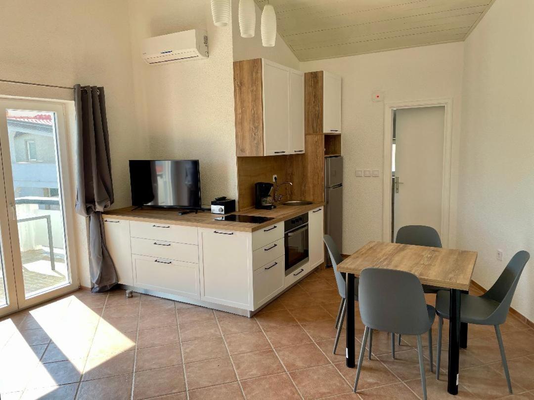 Apartment Josip Vir Buitenkant foto
