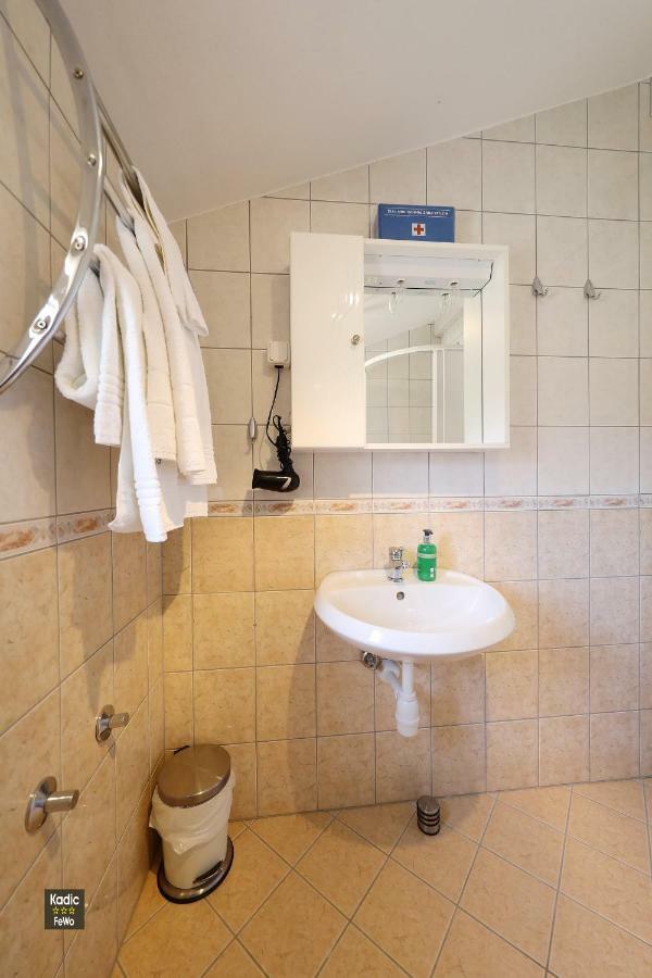 Apartment Josip Vir Buitenkant foto